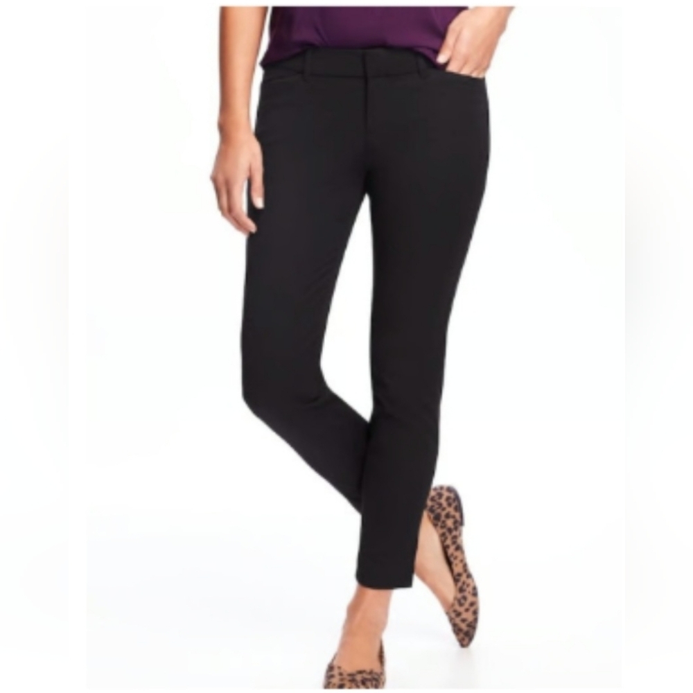 Old Navy Black Pixie Skinny Fit Pants MId Rise Size PETITE 16 NWOT